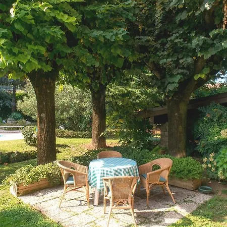 Couette-café 3 Tigli 4*