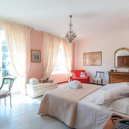 3 Tigli Panzió 4*