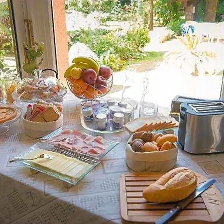 3 Tigli فندق مبيت وإفطار 4*