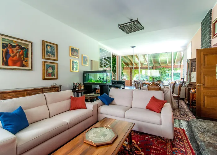 3 Tigli مازلِيانيكو